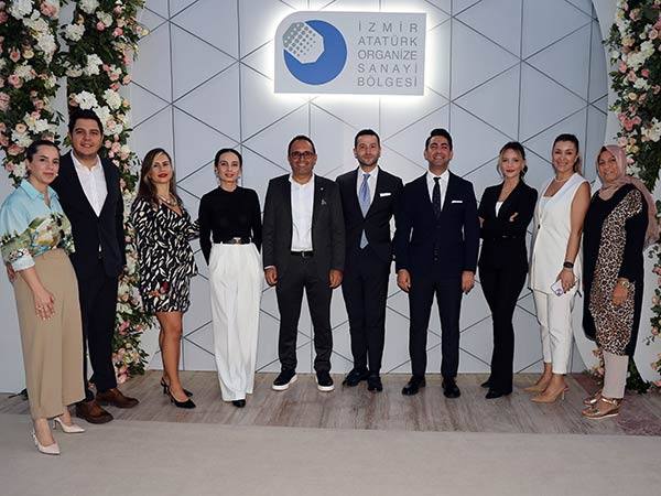İzmir İş Dünyası İaosb'De Buluştu