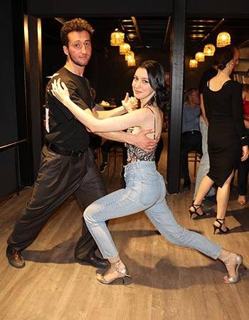 1924 Gönen’De Tango Geceleri