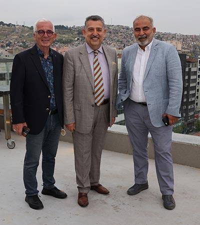 Skal İzmir'Den Yaza Merhaba