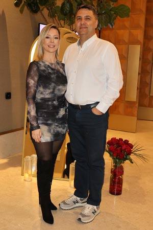 Pınar Aylin Sevgililere Söyledi