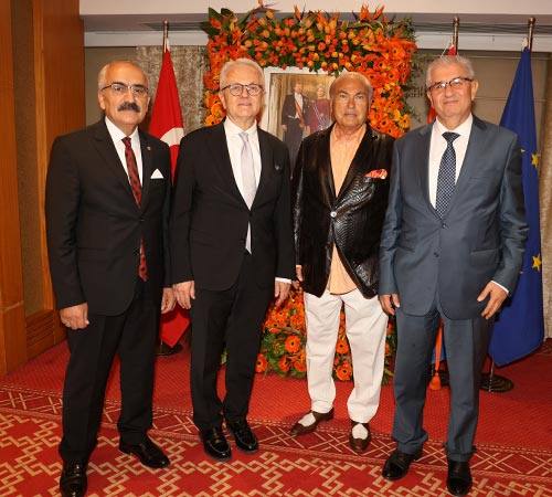 Kral Günü Kutlandı