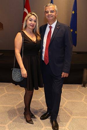 İzmir'De Fransa Bernard Arkas'A Emanet