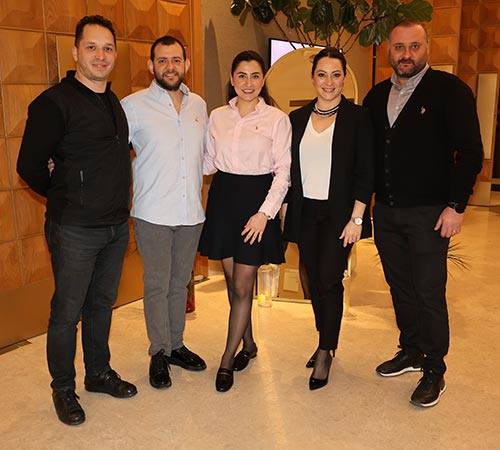 Pınar Aylin Sevgililere Söyledi