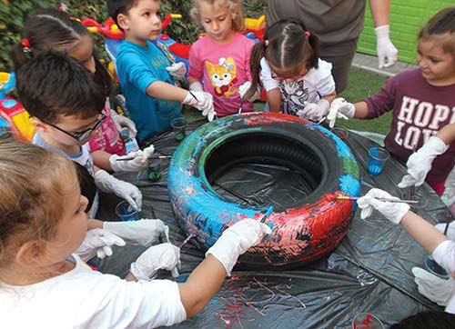 Küçük Şeylerin renkli bahçesi!..