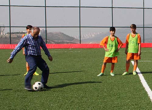 İlk resmi maça özel penaltı