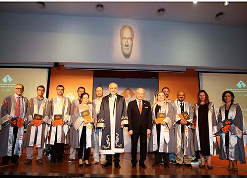 İzmir Ekonomi 14'ncü kez kapılarını açtı