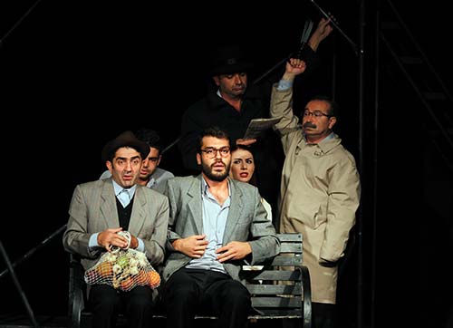 Konakta tiyatro sezonu açıldı