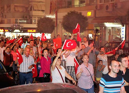 Cumhuriyet coşkusu Bornovada 