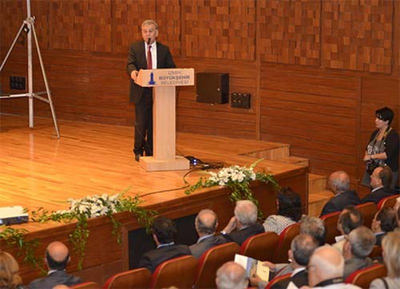 Dünya mirası Bergama büyüteç altında