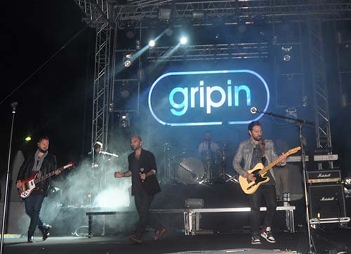 Egede Model ve Gripin coşkusu  