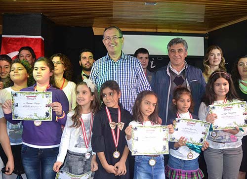 Çocukların Atatürk sevgisi yüzlerce resimde