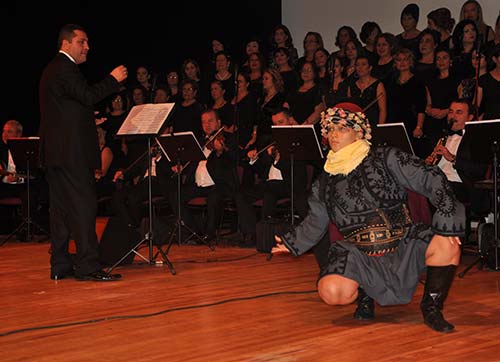 Atatürkün Sevdiği Şarkılar Ege Üniversitesinde söylendi