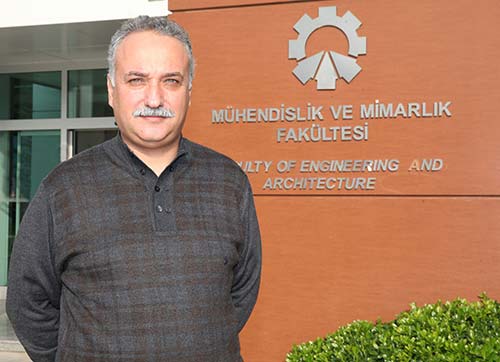 İzmiri tramvay ve Körfez geçişi rahatlatır