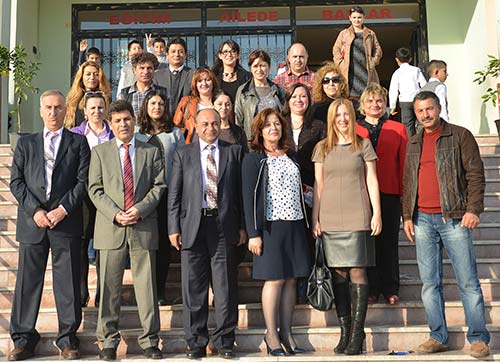 Öğretmenler için şarkı söylediler