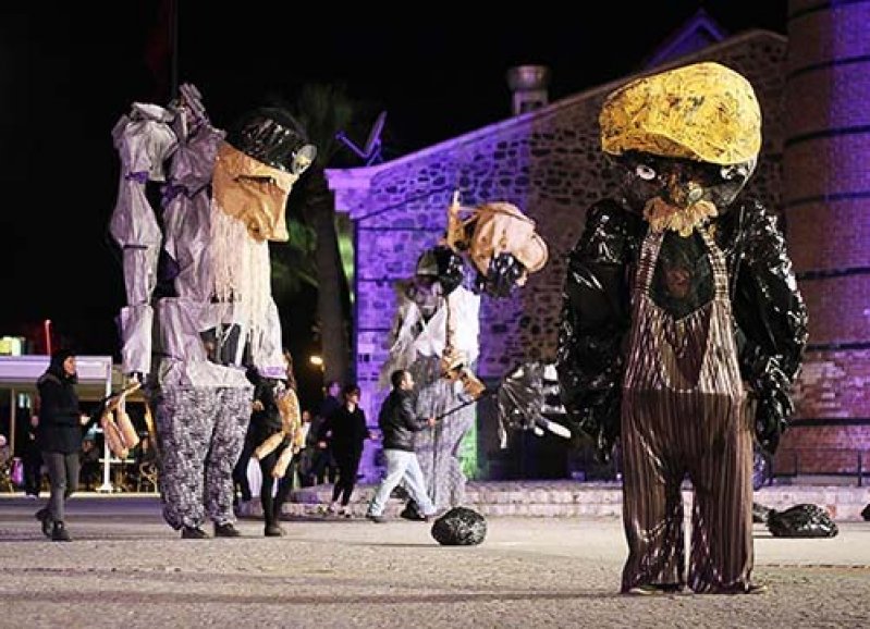 İzmir Festival fukarası 