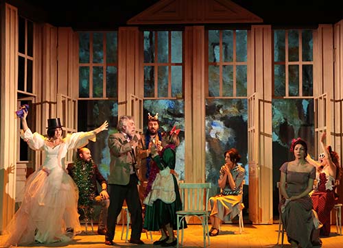 Vişne Bahçesi kapalı gişe oynuyor