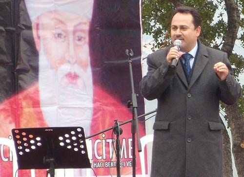 Aleviler Cumhuriyete Koşulsuz Sahip Çıkanlardır'