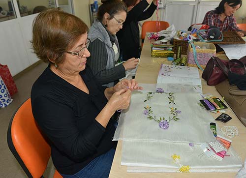 Çiğlinin sanatçı ordusu