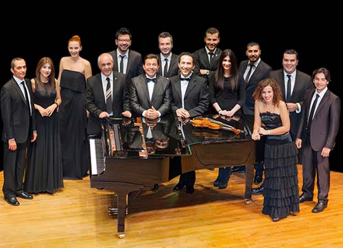 Allegra Otistik çocuklar için çalacak