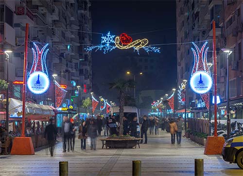 İzmir'de 2014e renkli veda