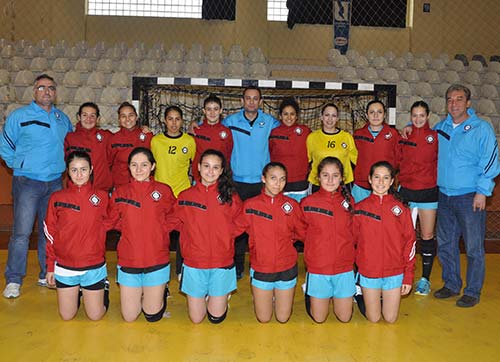 Başarıları manevi ve maddi desteğe bağlı