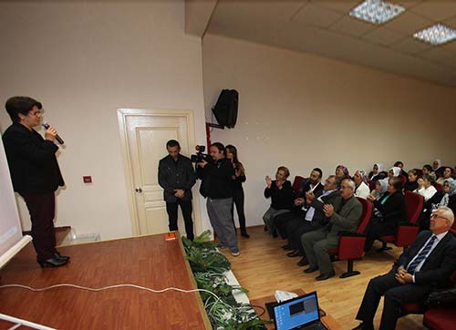 Ülkeyi daha ileriye taşımak için kadınlarımıza da görevler düşüyor