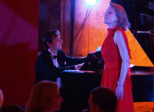 Festivalin yeni mekânında müzik ve tutku dolu gece