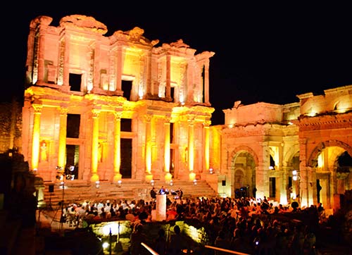 Celsusda muhteşem gece