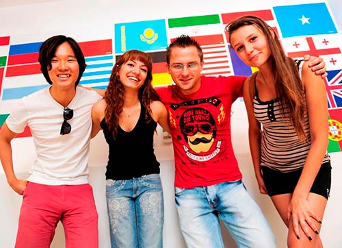 Bilgiyi üreten,  kalitesi uluslararası tescilli eğitim