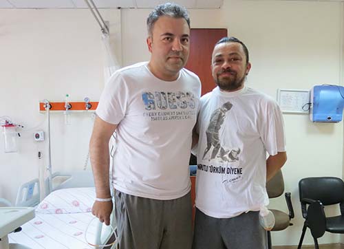 Abisinin Böbreğiyle Hayata Tutundu