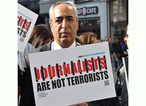 Türkiye sansür utancından kurtulmalı