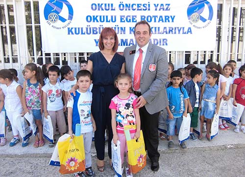 Ege Rotary Kulübünden yaz okulu