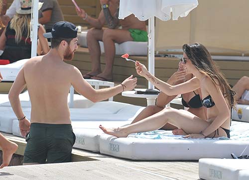 Sevgiliden özel ilgi 