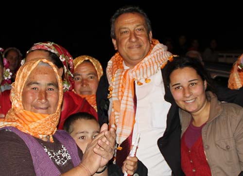 Dikili halkı üzerine düşeni yapmıştır