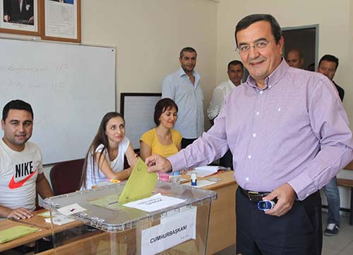 Geleceğimize sahip çıkmalıyız