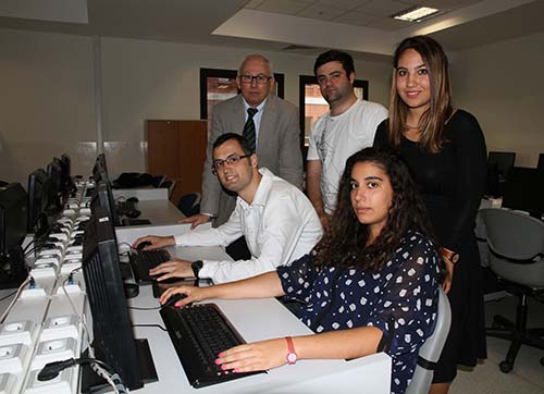 İzmir Ekonomililer, sınavlara çare buldu