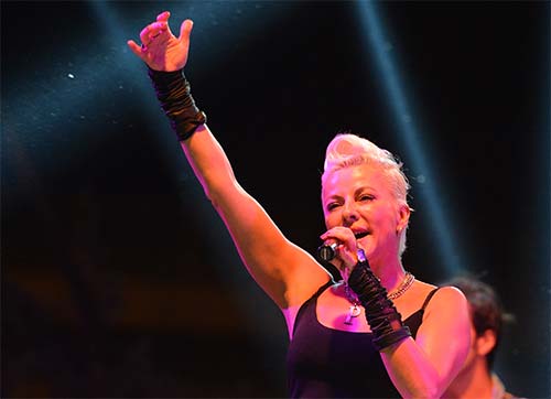 Çimde Pamela rüzgarı esti