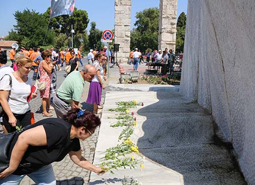 Büyük Taaruzun 92. Yıldönümü Kurtuluş Yolu Anıtı önünde kutlandı 