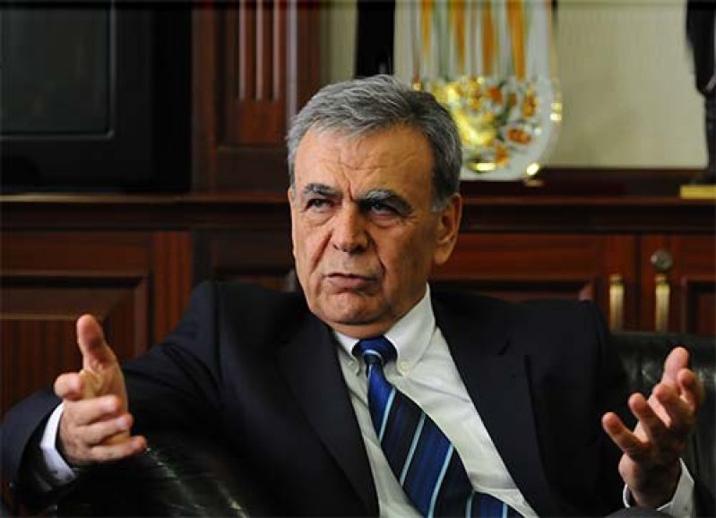 Başkan Kocaoğlundan portatif tribün açıklaması