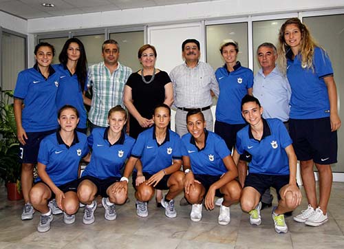 Konak Belediyesporda milli sevinç