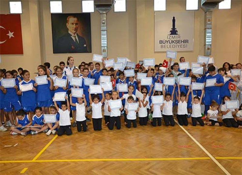 Sporla yüzler güldü