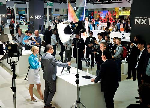  Samsung NX1 ile Önemli Anları Kaçırmayın