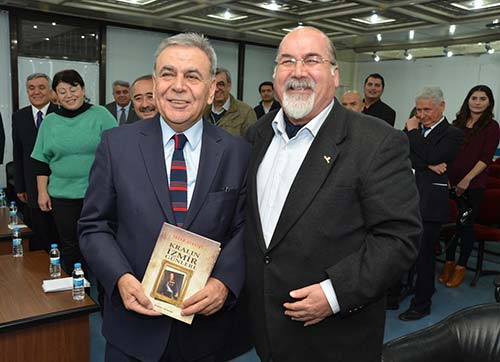 Kralın İzmir Günleri'ne ödül