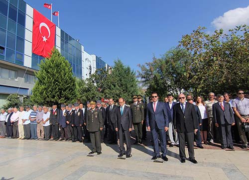 Mendereste Gaziler Günü Kutlandı