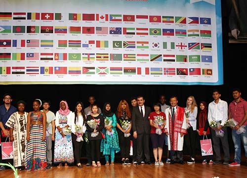 Dünya bu açılıştaydı