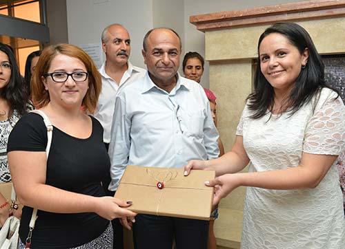 Belediye Kursiyerlerinden Karakalem Sergisi