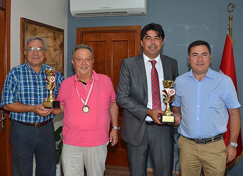 Foça Belediyespor Briç Şubesi, yeni başarılara imza attı