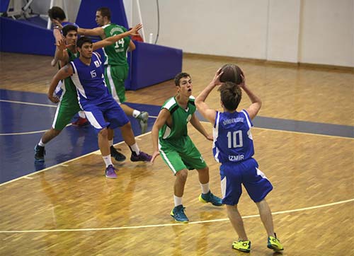 Bornovada Başkanlık Kupası sahibini buldu