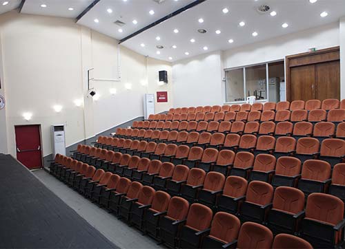 Yıldız Kenter Sahnesi yenilendi