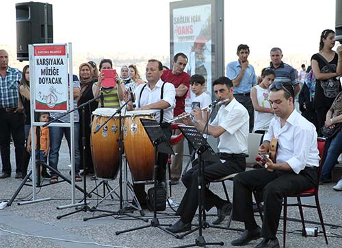 Liseli müzisyenler Karşıyakada buluşacak